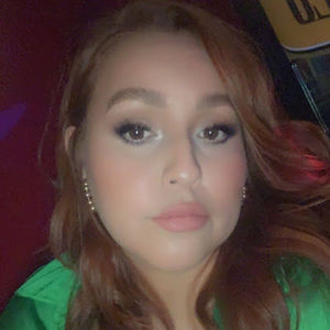 Meet your Posher, Anahi